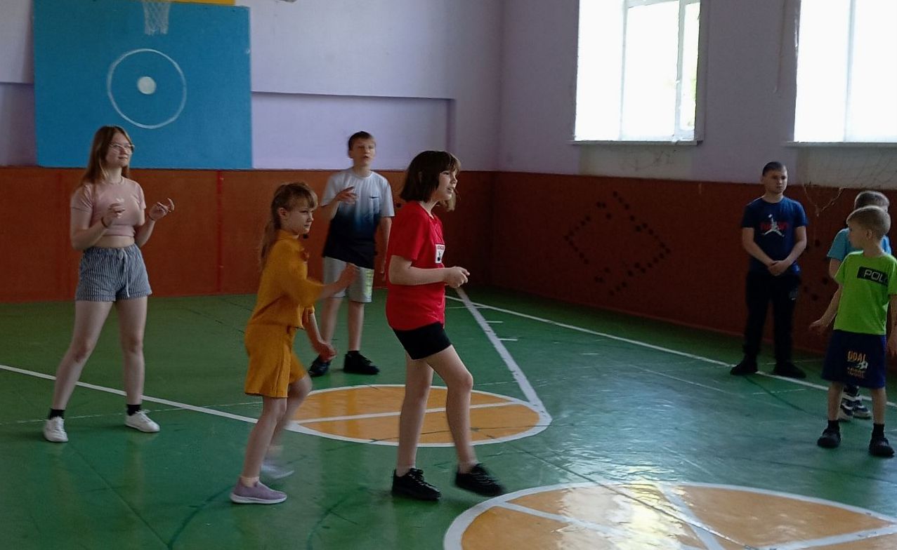 ы4